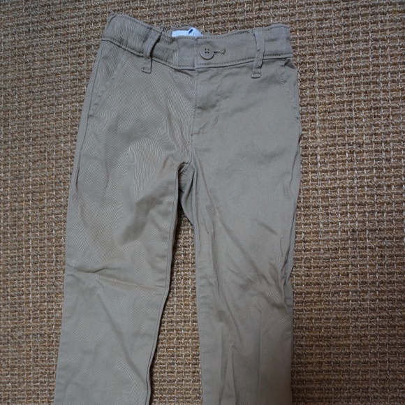 Girls Size 5 The Children's Place 4-Pocket Tan Cotton Bootcut Pants - Picture 1 of 3